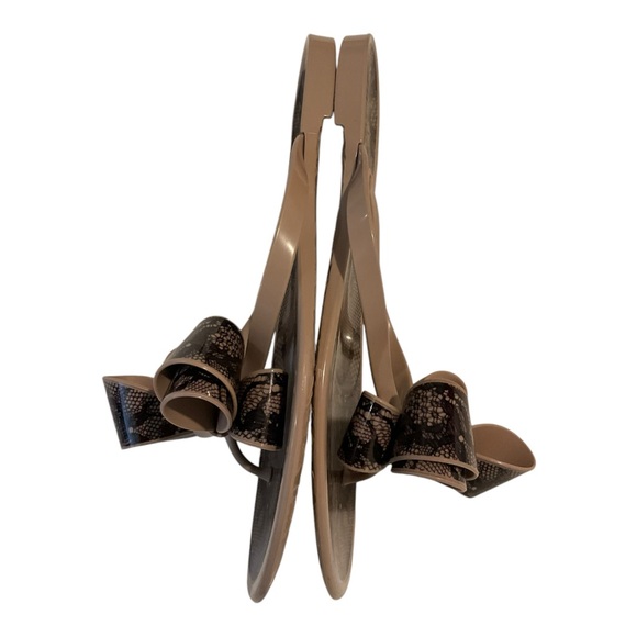 Valentino Garavani Women’s Lace Print Rubber Slides With Bow Slip On Size 39/9 - Picture 6 of 16